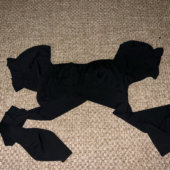 Black off the shoulder tie top - Picture 2 of 3